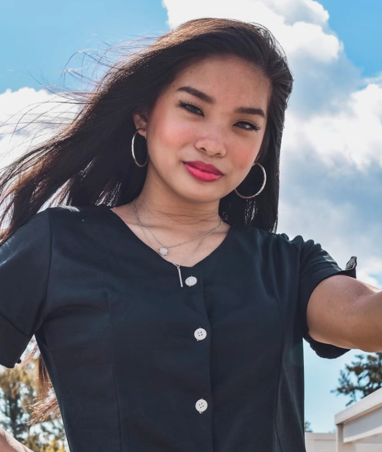 FluentSeed Filipino English teacher Maria Santos